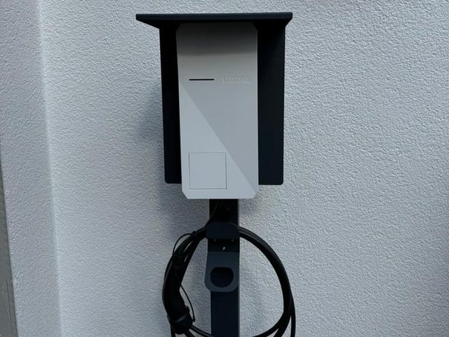 Einfamilienhaus in Willich: Loxone Wallbox